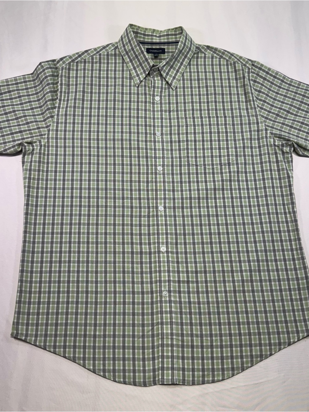 croft & barrow Green Plaid Short-Sleeve Button-Down Shirt